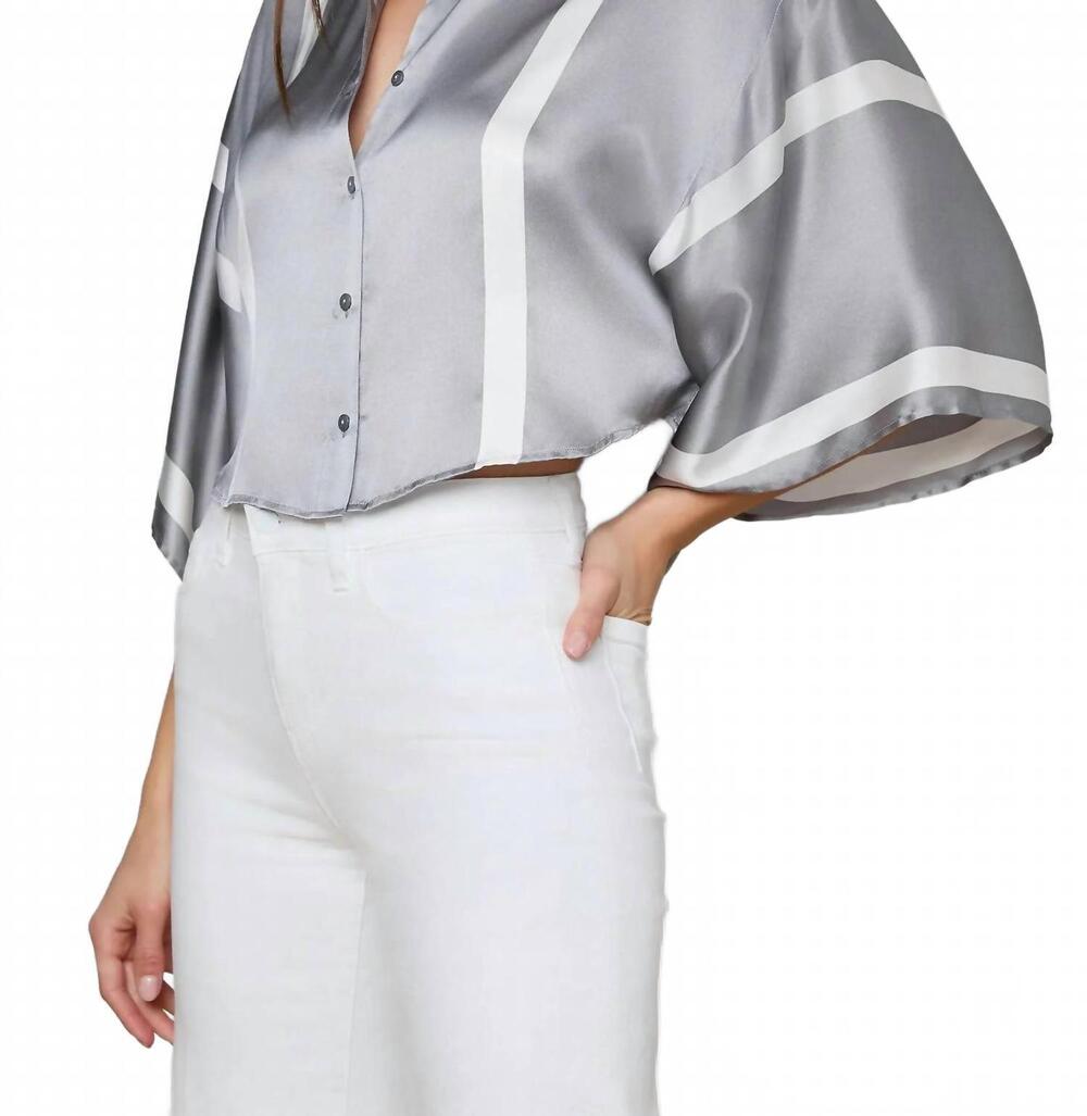 NEW L'AGENCE dru silk blouse in light grey/white placement stripe